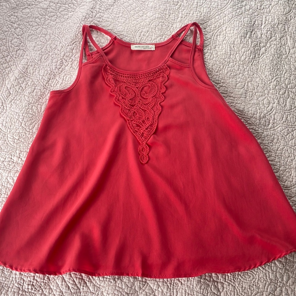 Mesh decorative tank